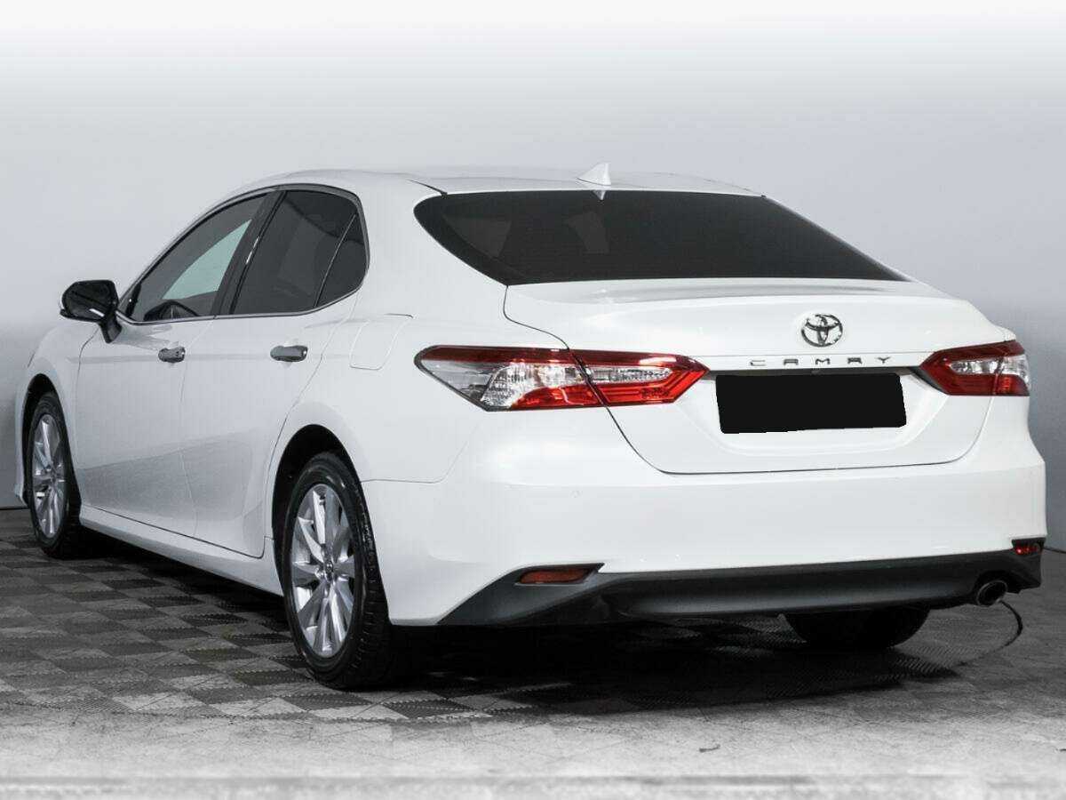Купить Toyota Camry с пробегом. Фото: #6