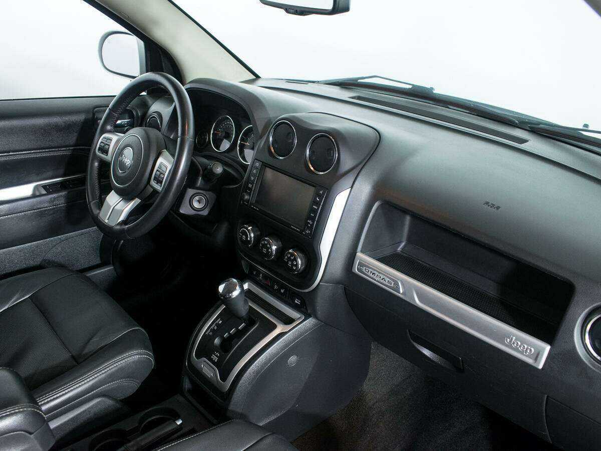 Купить Jeep Compass с пробегом. Фото: #8