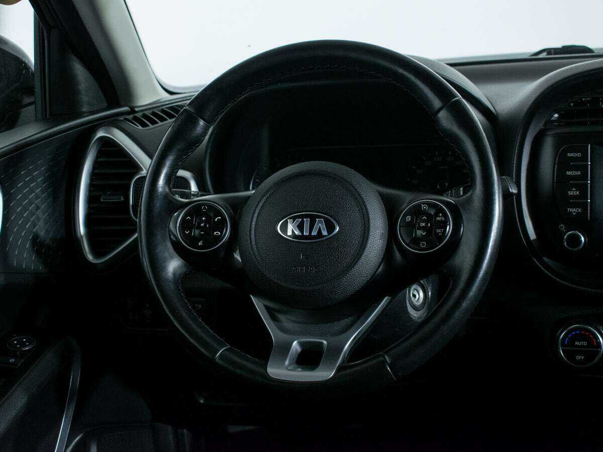 Купить Kia Soul с пробегом. Фото: #13