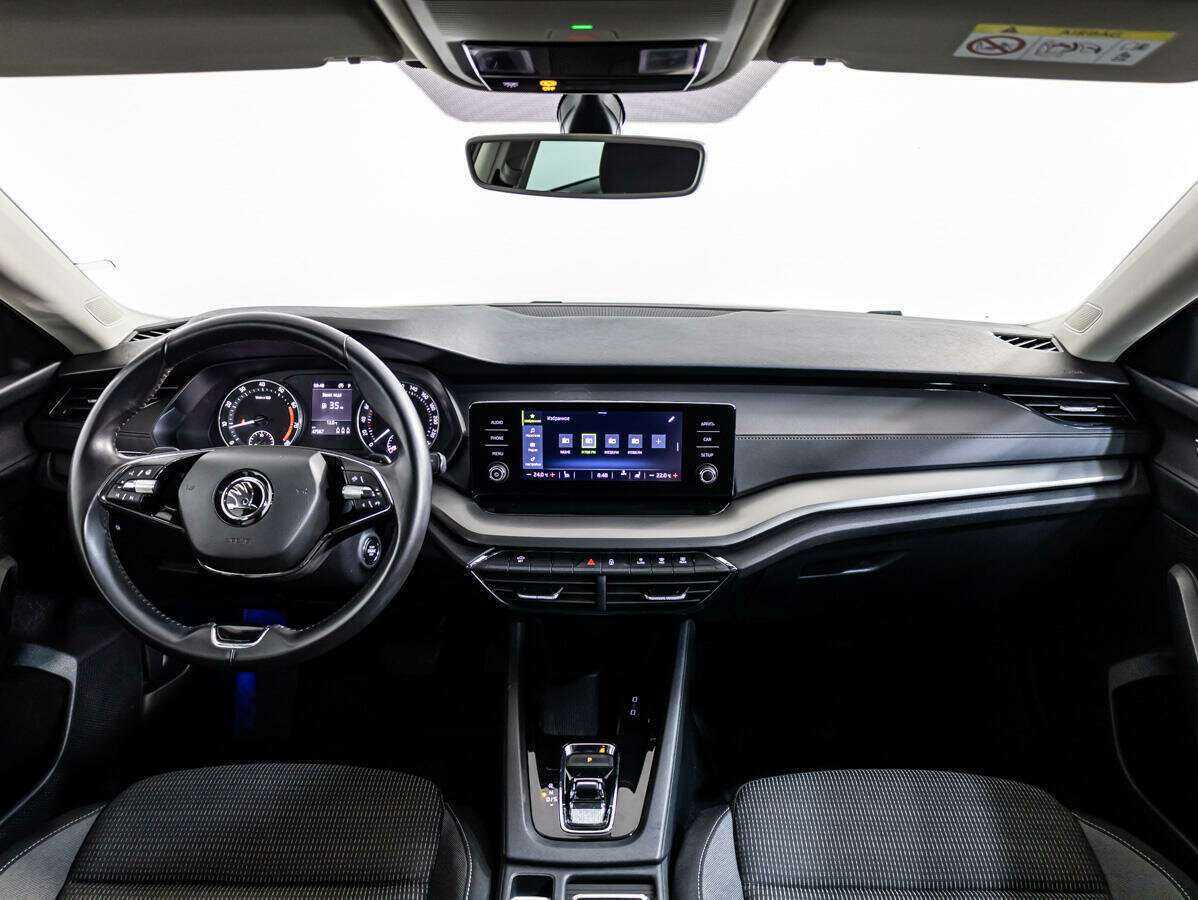 Купить Skoda Octavia с пробегом. Фото: #8