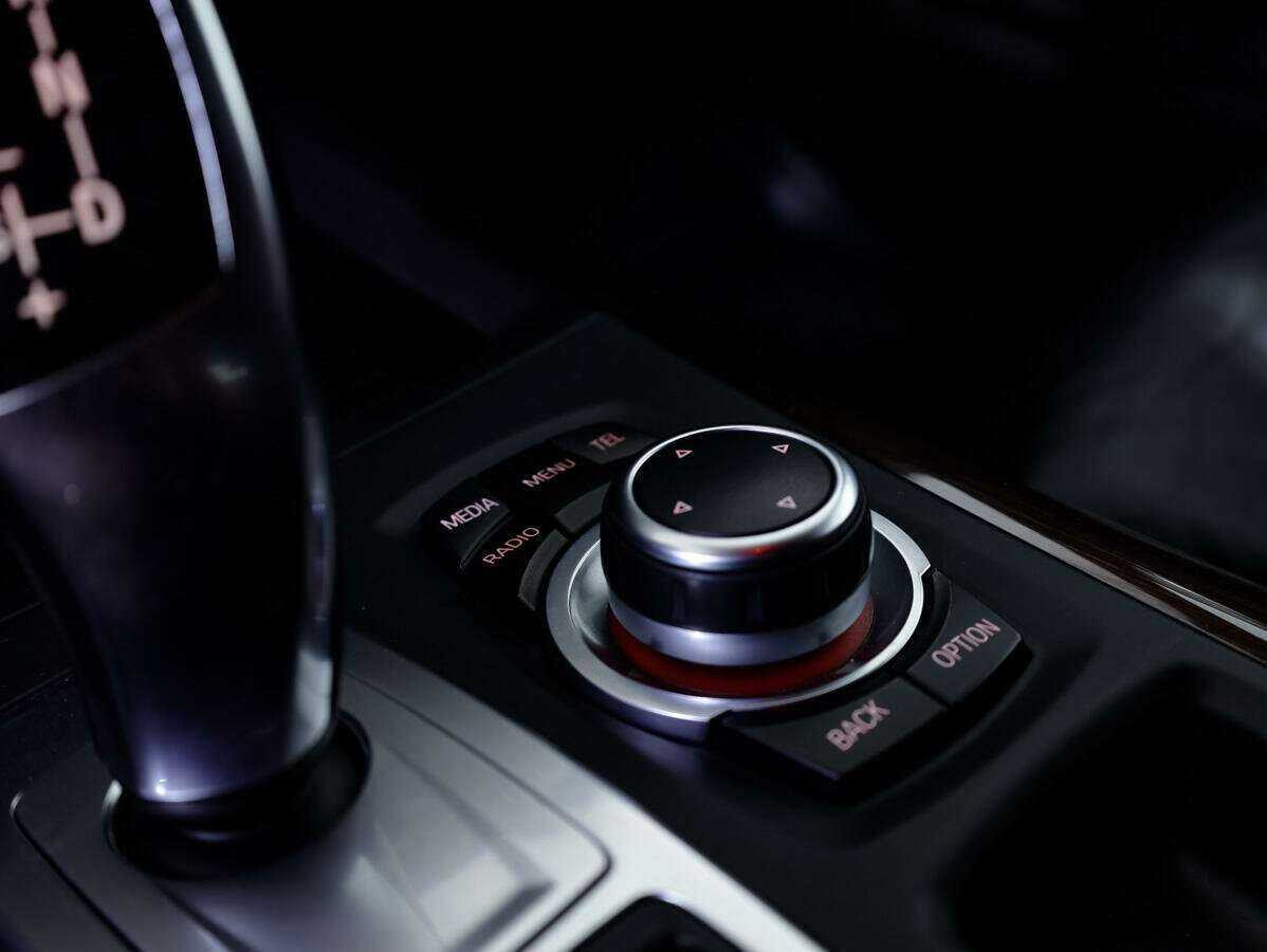Купить BMW X5 с пробегом. Фото: #17