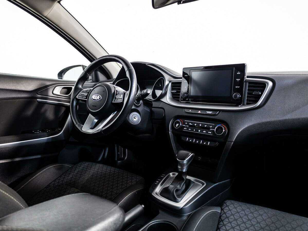 Купить Kia Ceed с пробегом. Фото: #7
