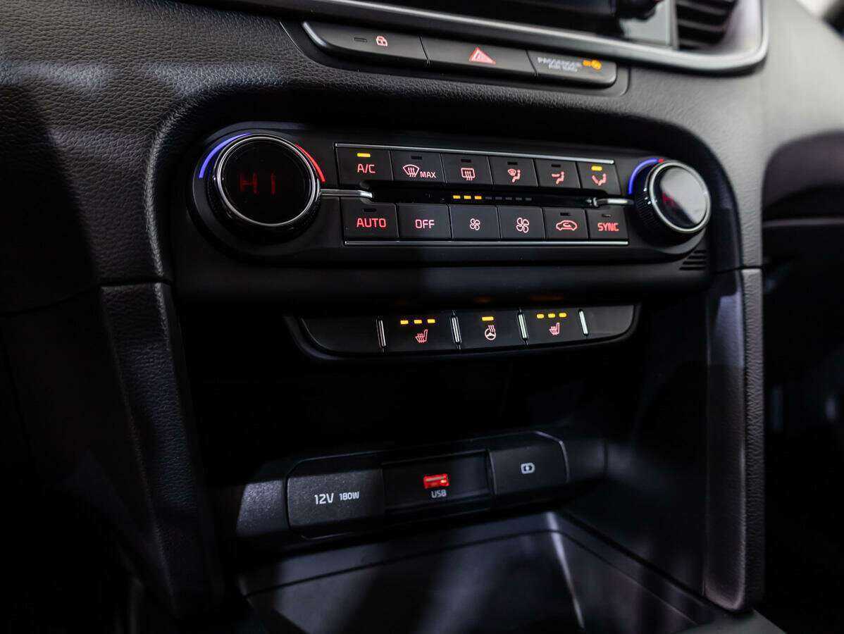 Купить Kia Ceed с пробегом. Фото: #13