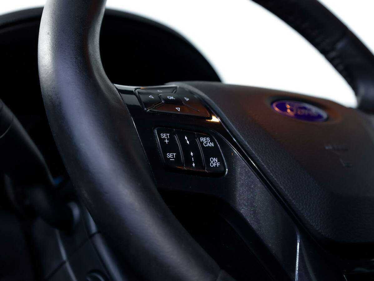 Купить Ford Explorer с пробегом. Фото: #19