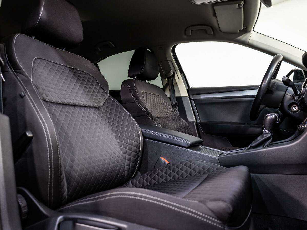 Купить Skoda Superb с пробегом. Фото: #10