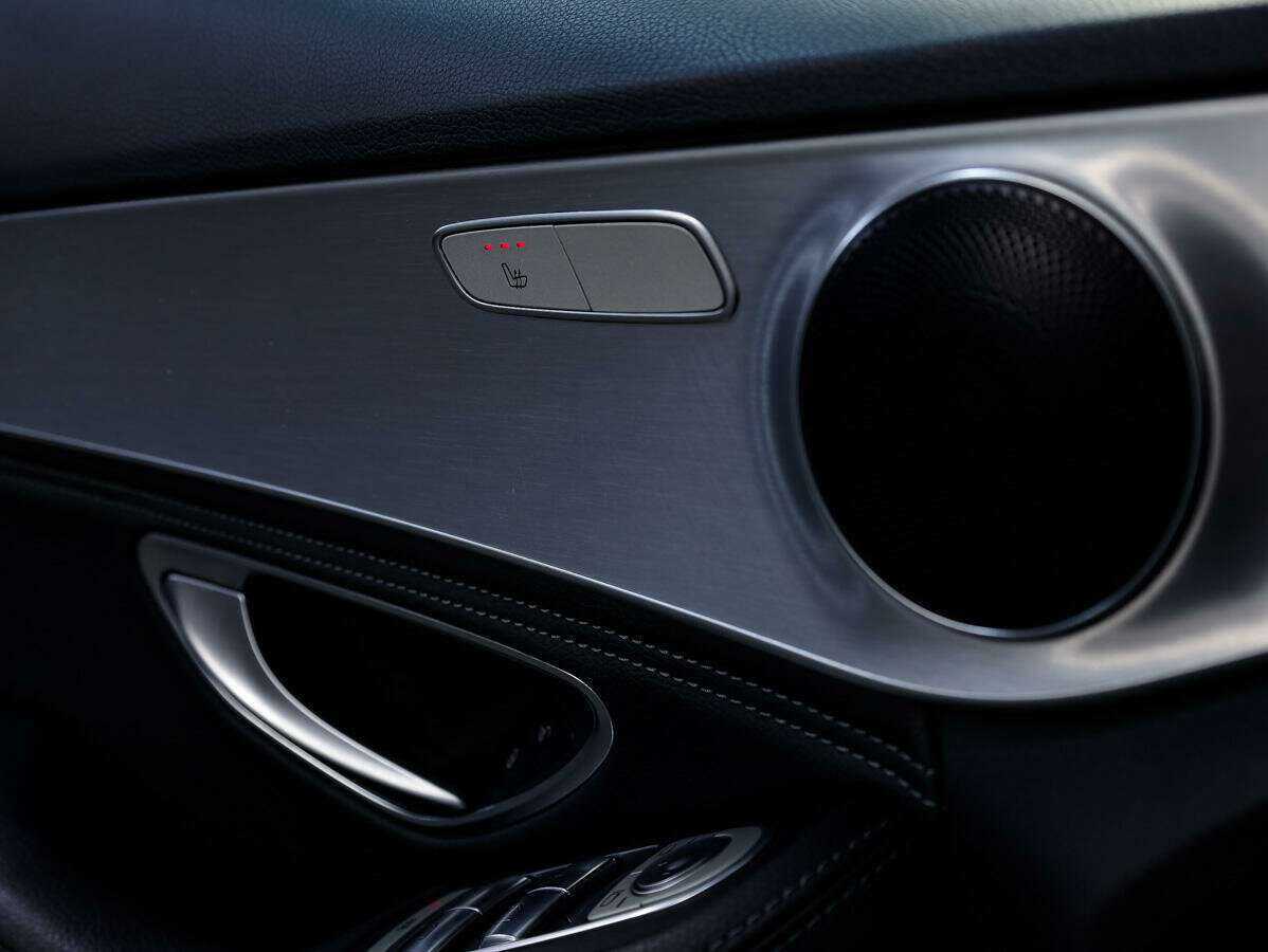 Купить Mercedes-Benz C-Класс с пробегом. Фото: #20