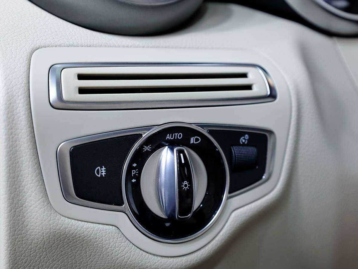 Купить Mercedes-Benz C-Класс с пробегом. Фото: #18