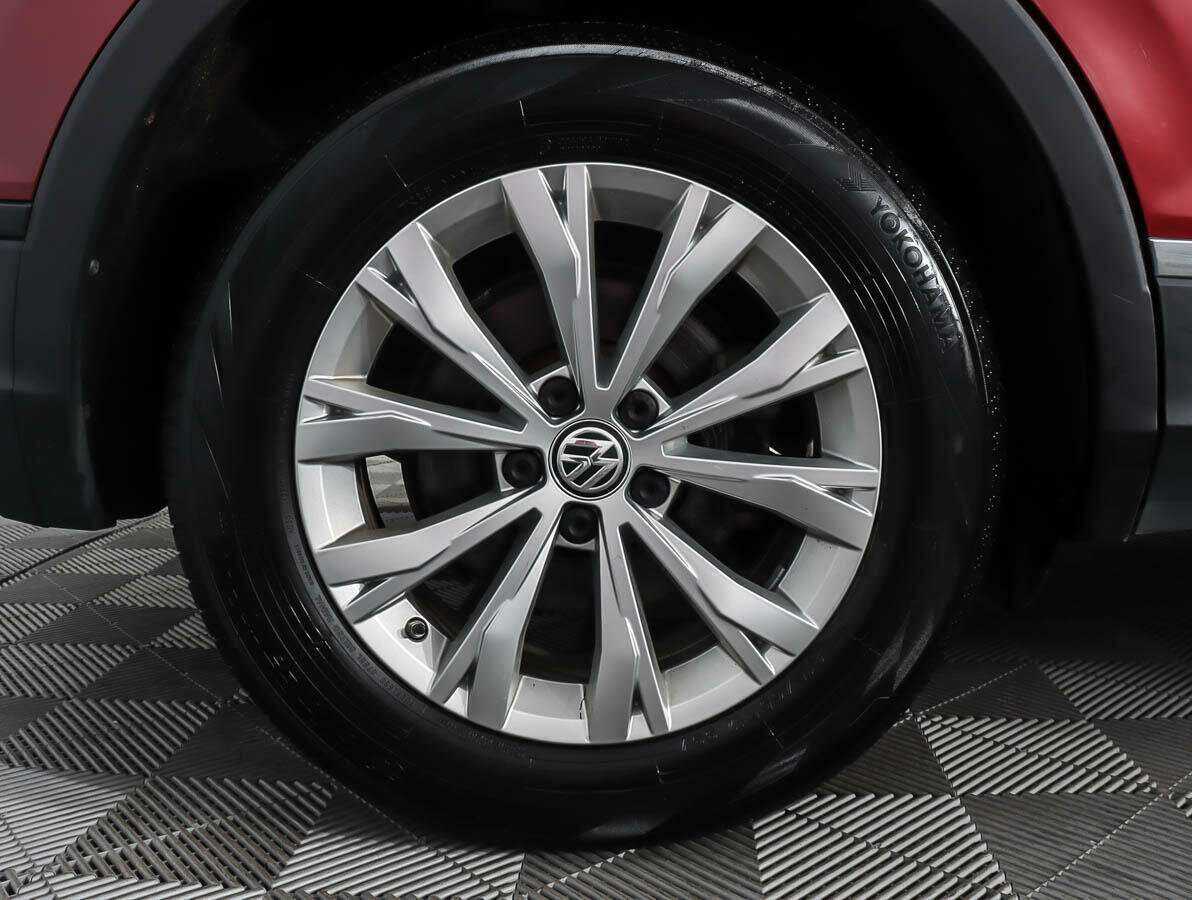 Купить Volkswagen Tiguan с пробегом. Фото: #15