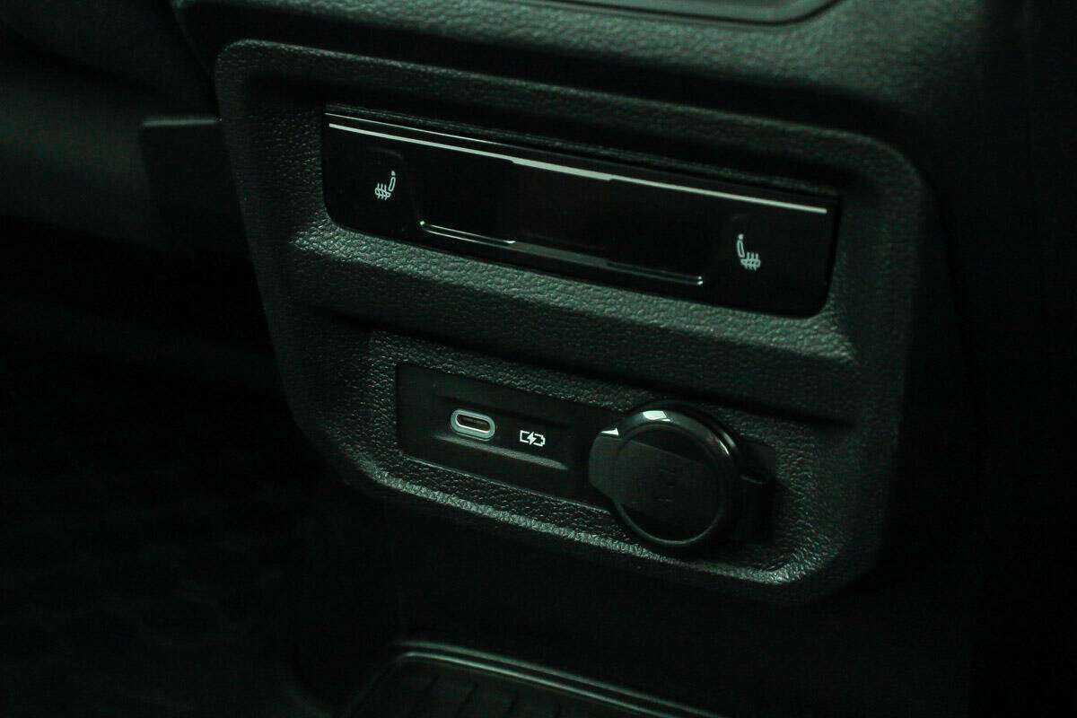 Купить Volkswagen Tiguan с пробегом. Фото: #13