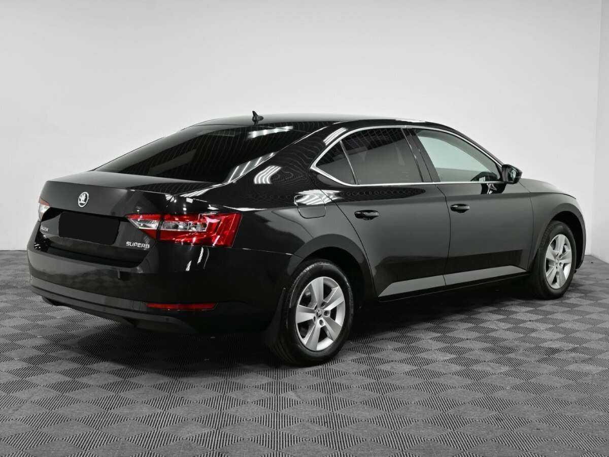 Купить Skoda Superb с пробегом. Фото: #1