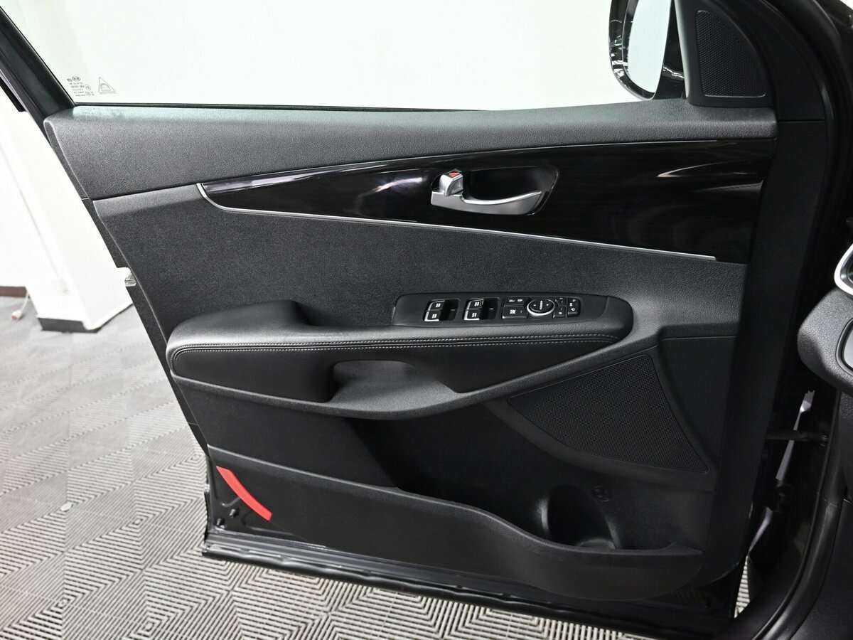 Купить Kia Sorento с пробегом. Фото: #7