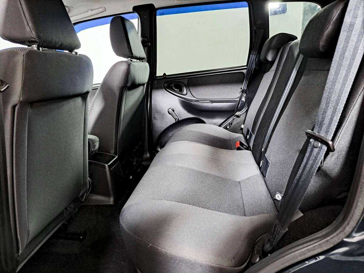 Купить Lada (ВАЗ) Niva с пробегом. Фото: #10