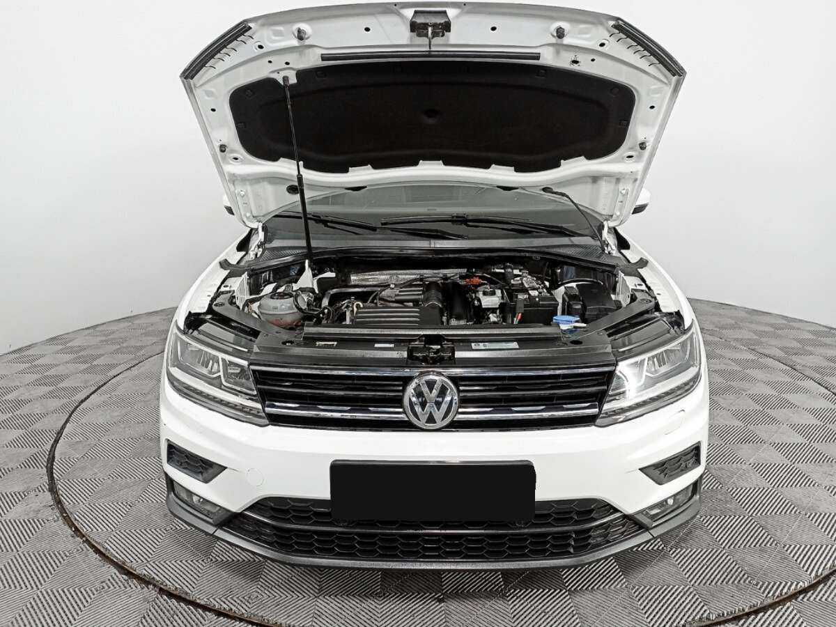 Купить Volkswagen Tiguan с пробегом. Фото: #8