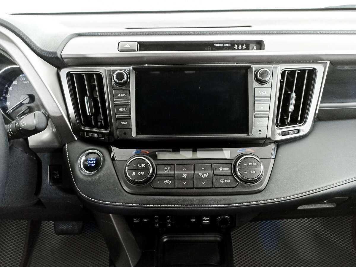 Купить Toyota RAV4 с пробегом. Фото: #14