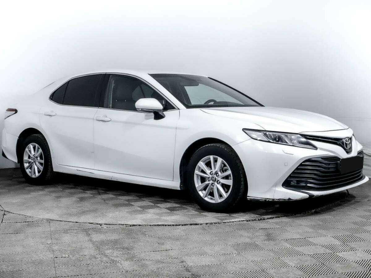 Купить Toyota Camry с пробегом. Фото: #2