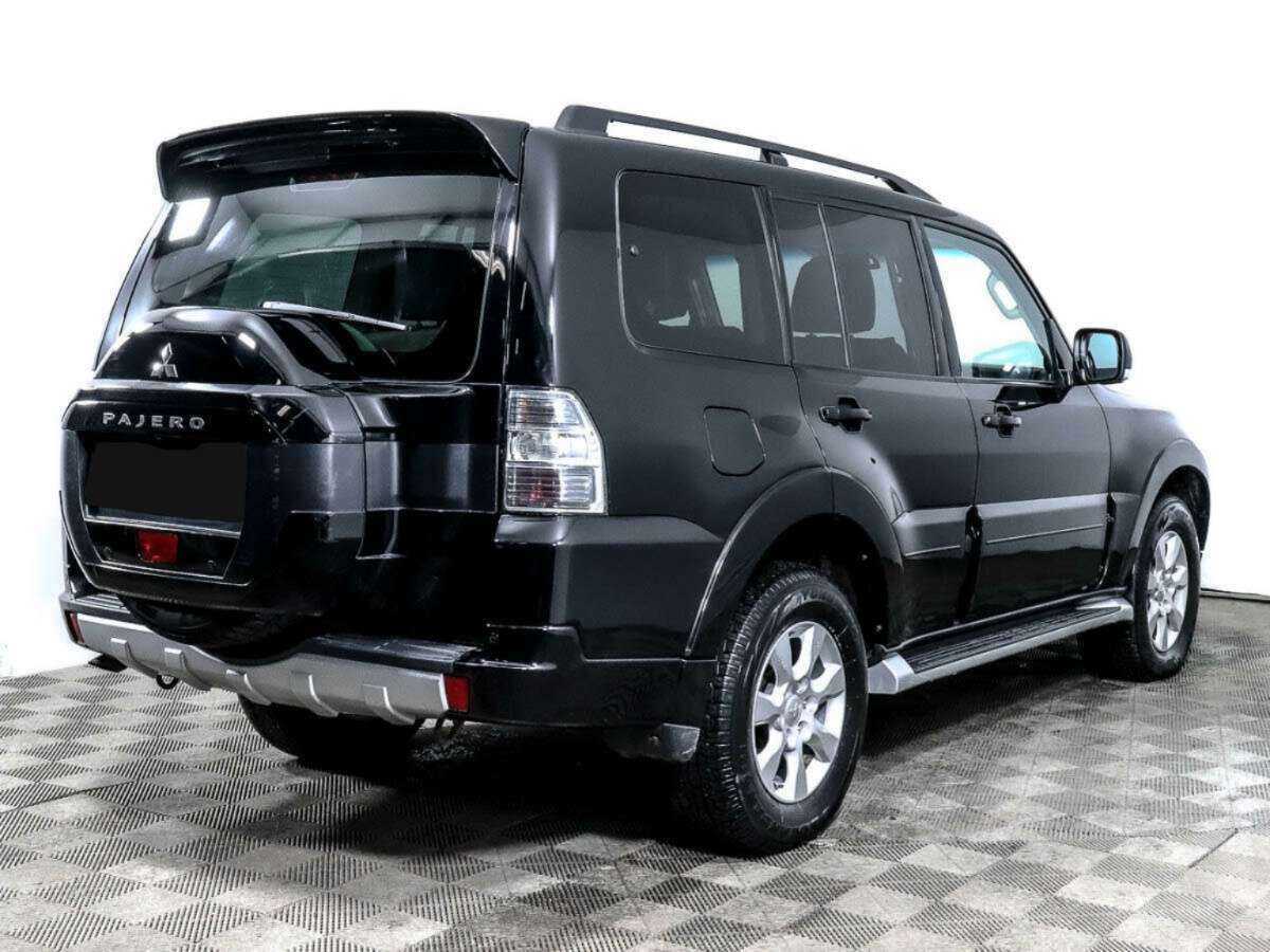 Купить Mitsubishi Pajero с пробегом. Фото: #3