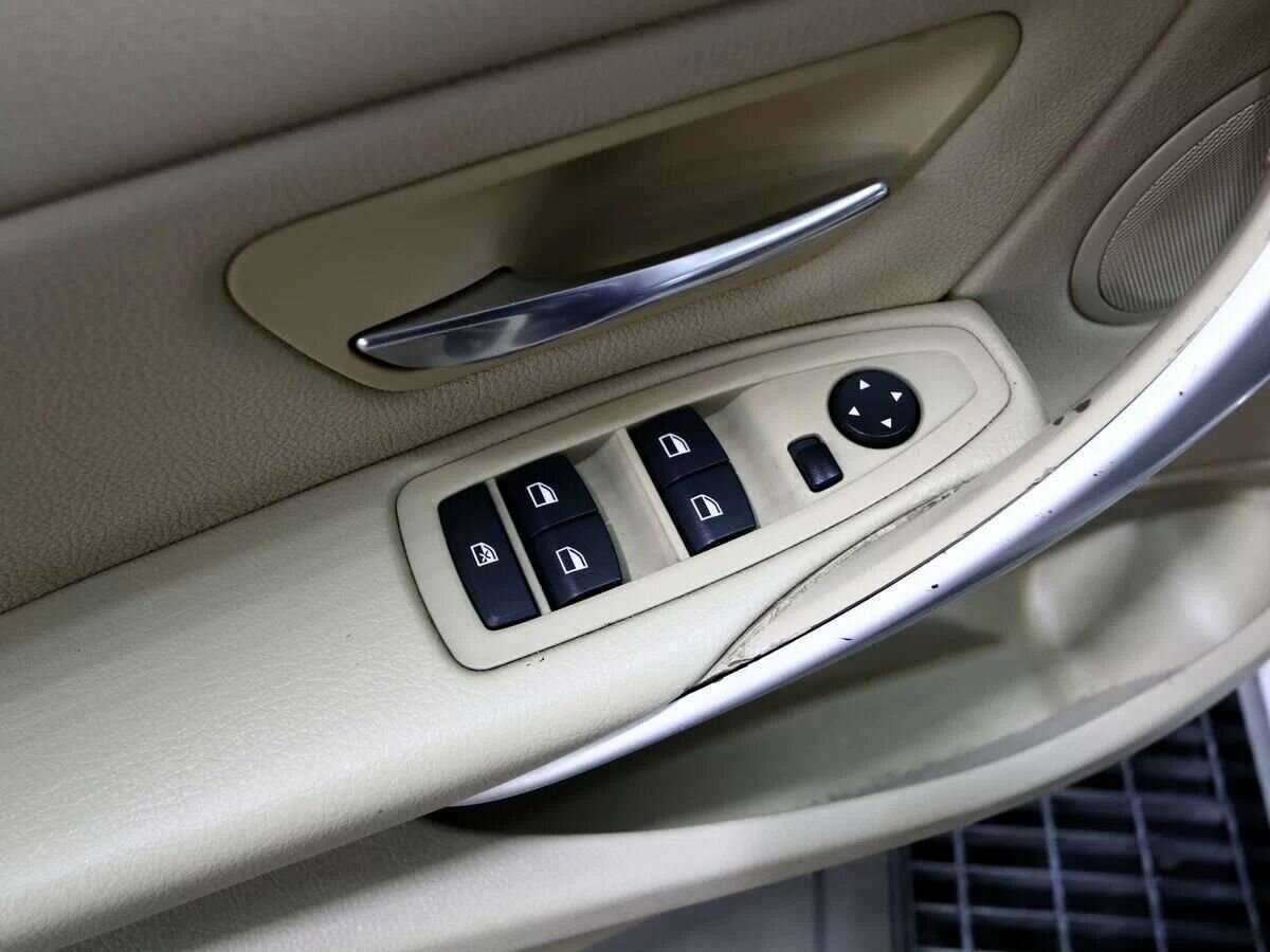 Купить BMW 3 серии с пробегом. Фото: #8