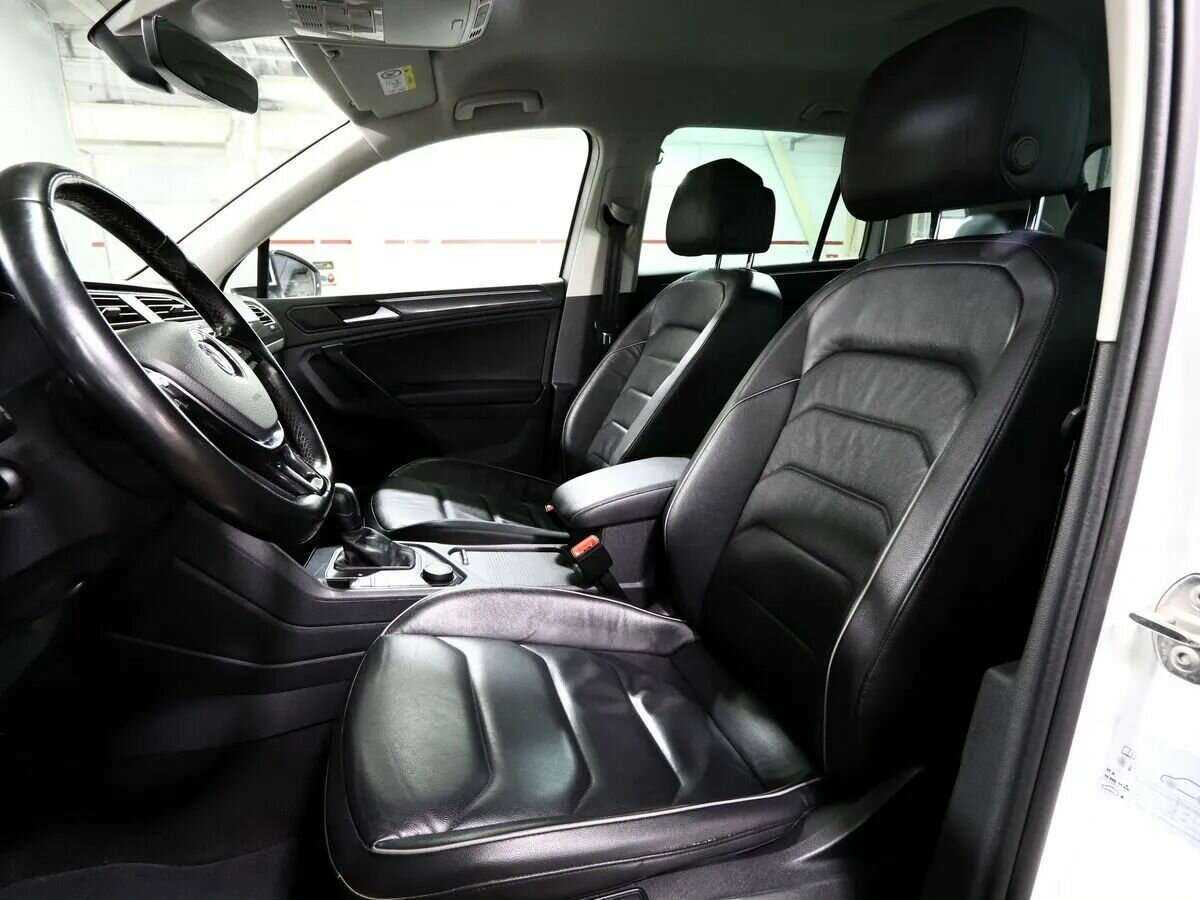 Купить Volkswagen Tiguan с пробегом. Фото: #8
