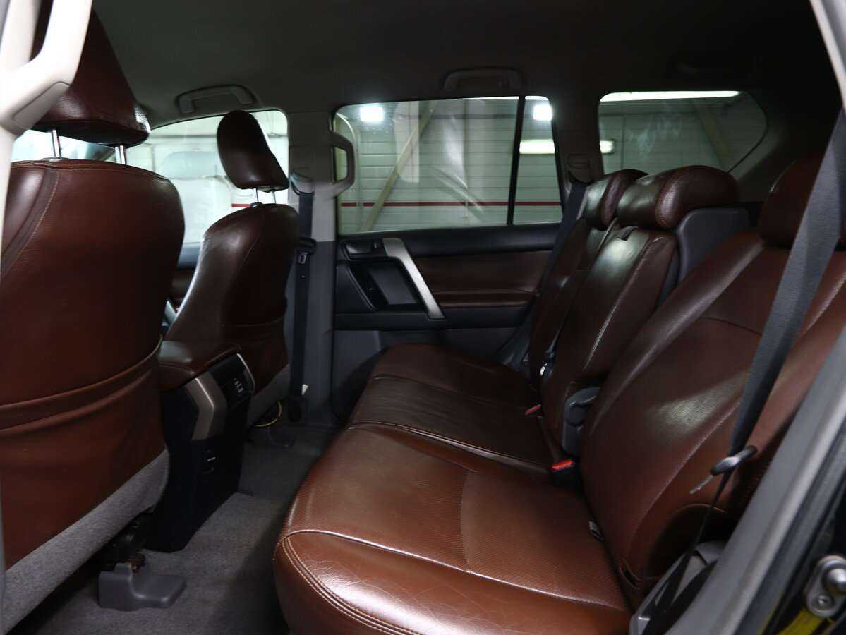 Купить Toyota Land Cruiser Prado с пробегом. Фото: #9