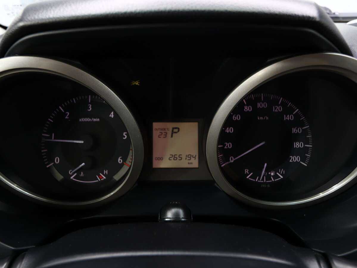 Купить Toyota Land Cruiser Prado с пробегом. Фото: #15