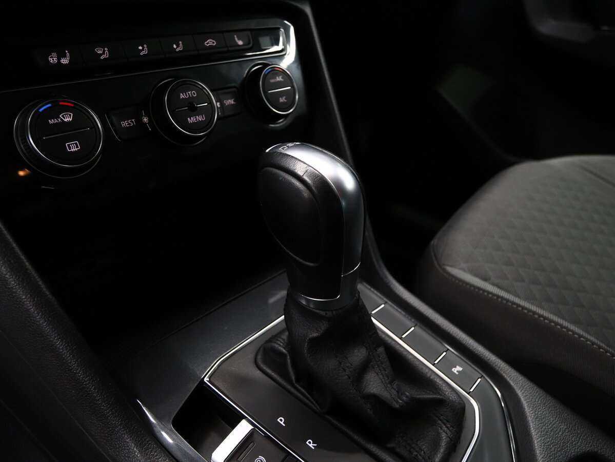 Купить Volkswagen Tiguan с пробегом. Фото: #7