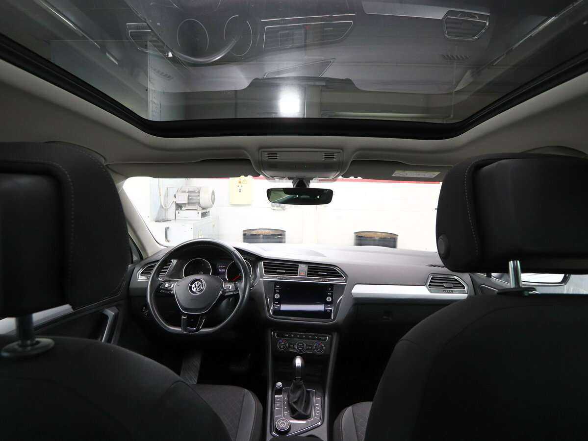 Купить Volkswagen Tiguan с пробегом. Фото: #15