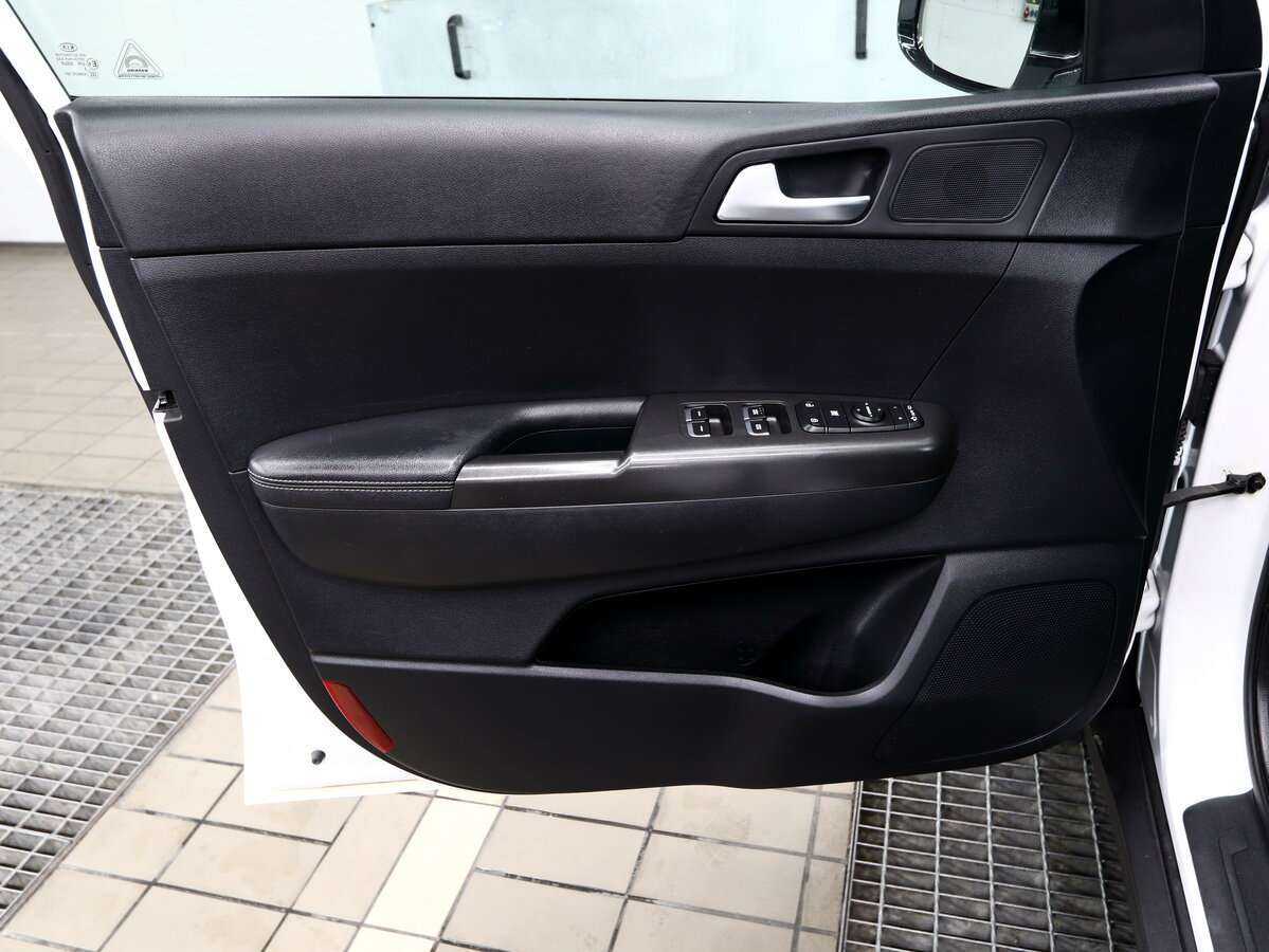 Купить Kia Sportage с пробегом. Фото: #13