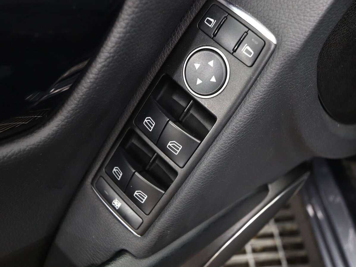 Купить Mercedes-Benz C-Класс с пробегом. Фото: #6