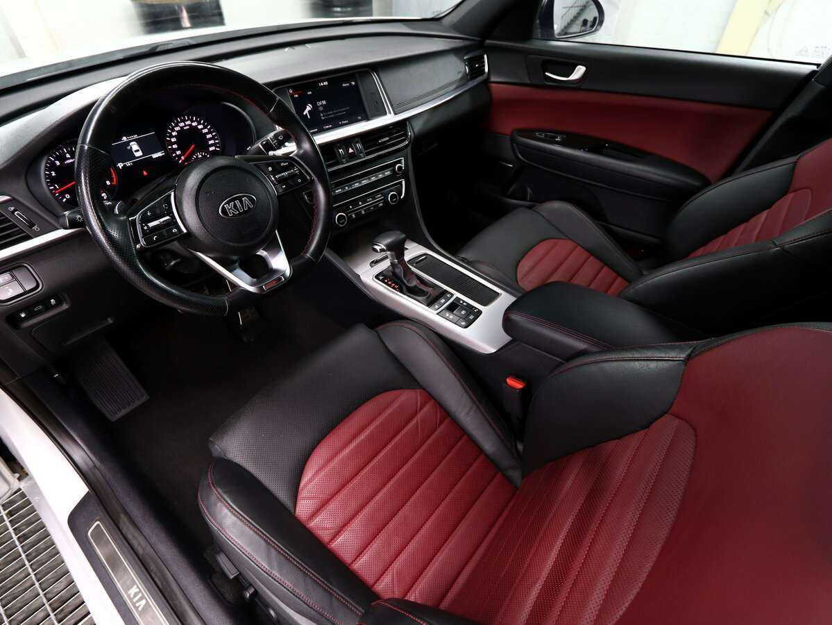 Купить Kia Optima с пробегом. Фото: #9