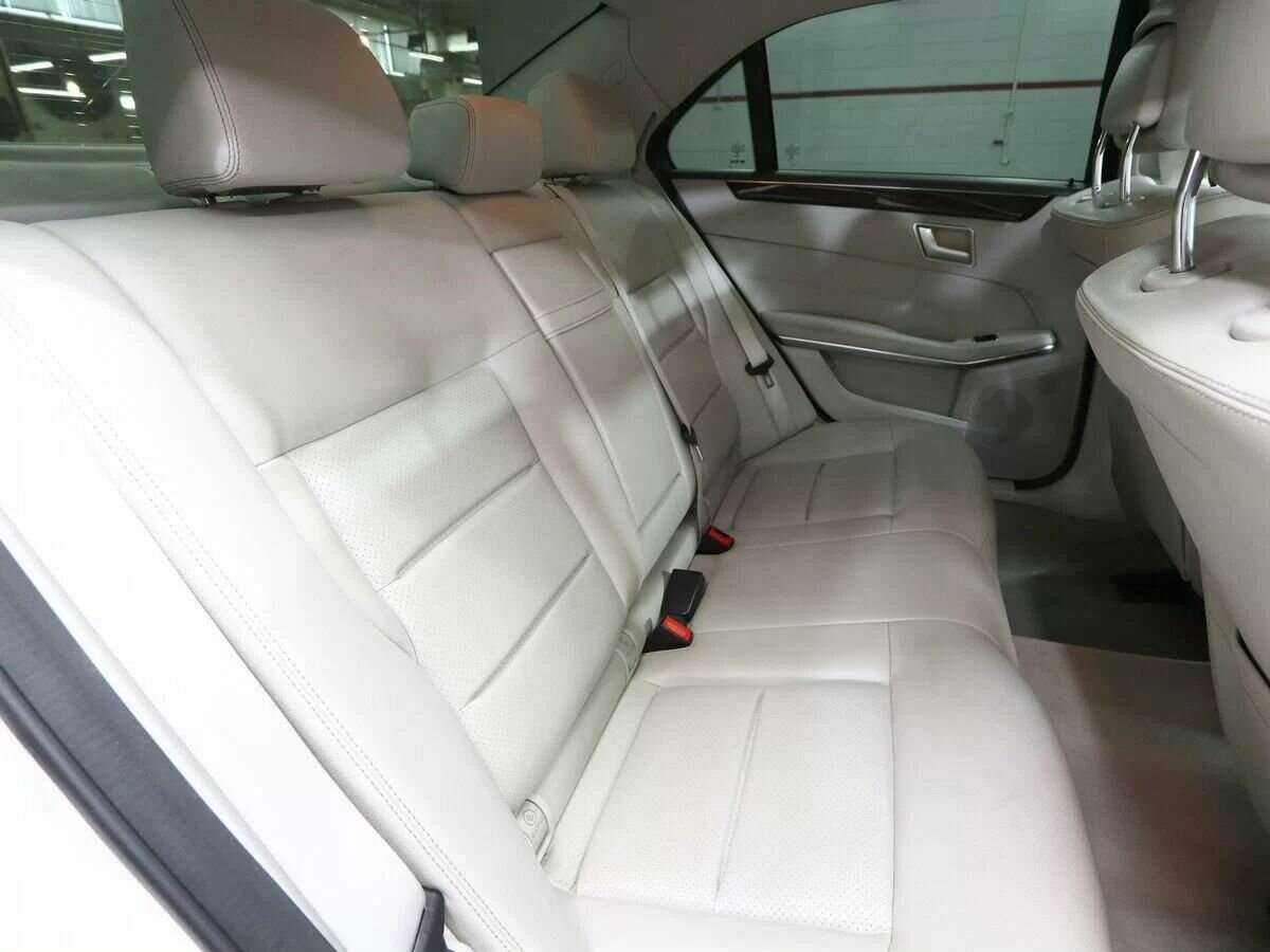 Купить Mercedes-Benz E-Класс с пробегом. Фото: #15