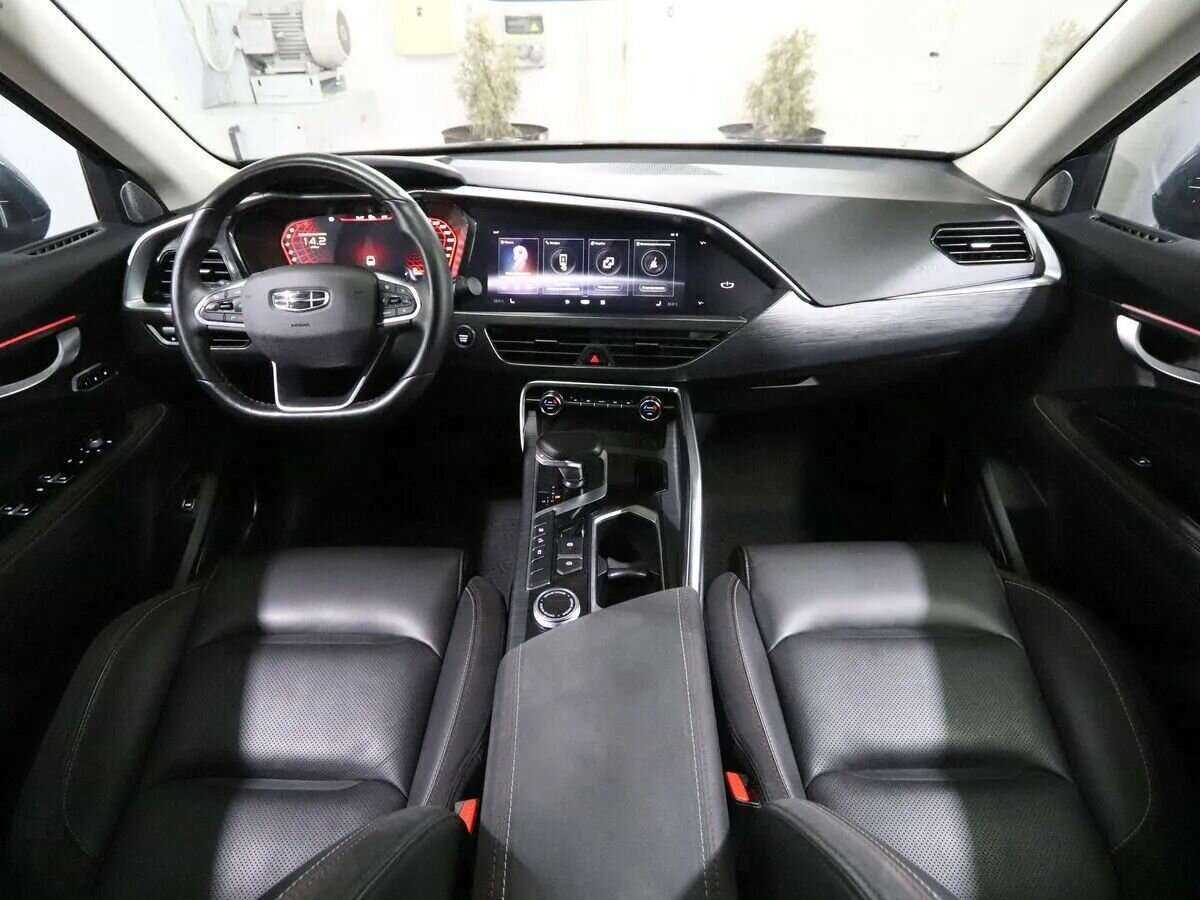 Купить Geely Tugella с пробегом. Фото: #13