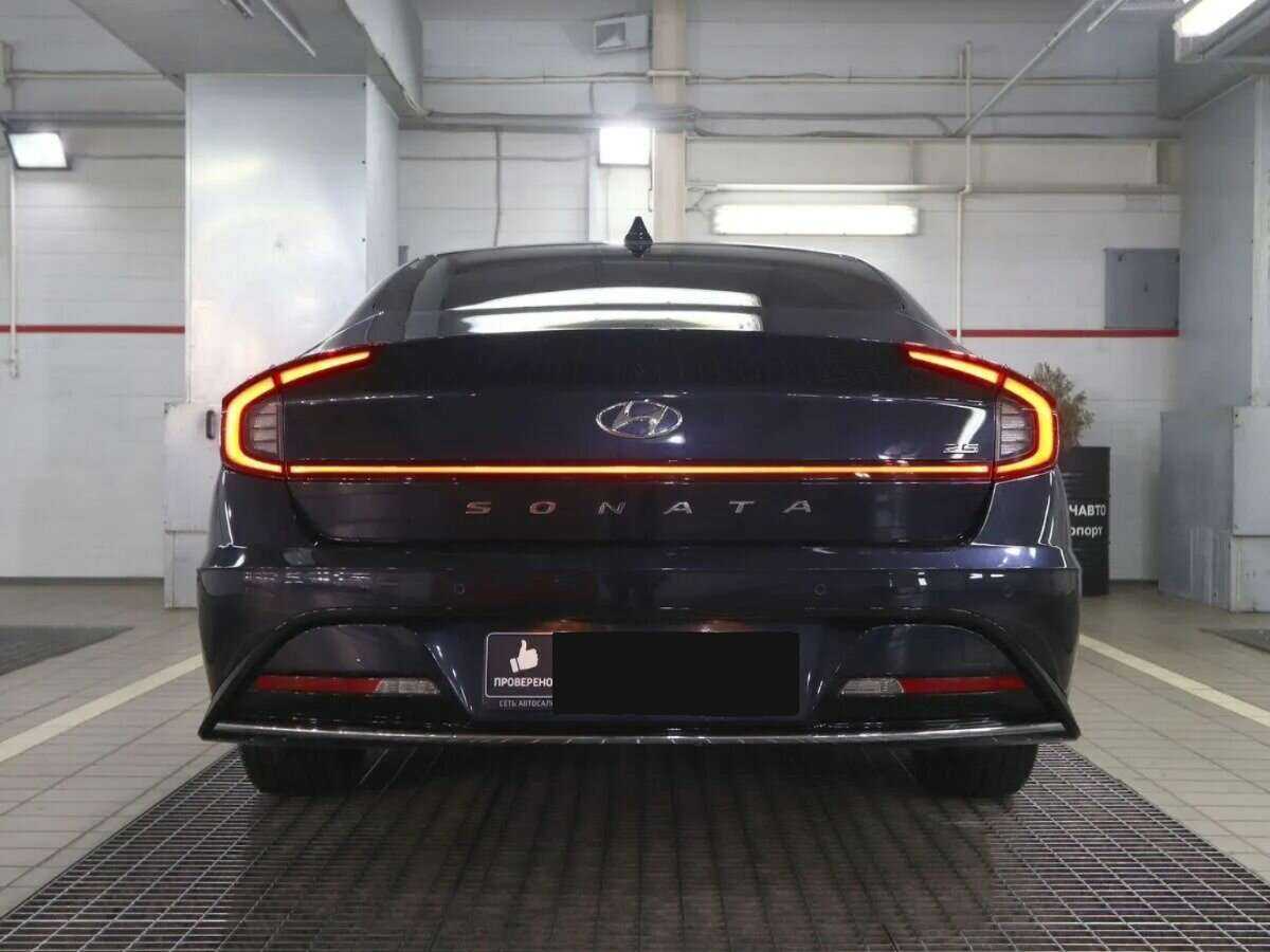 Купить Hyundai Sonata с пробегом. Фото: #3