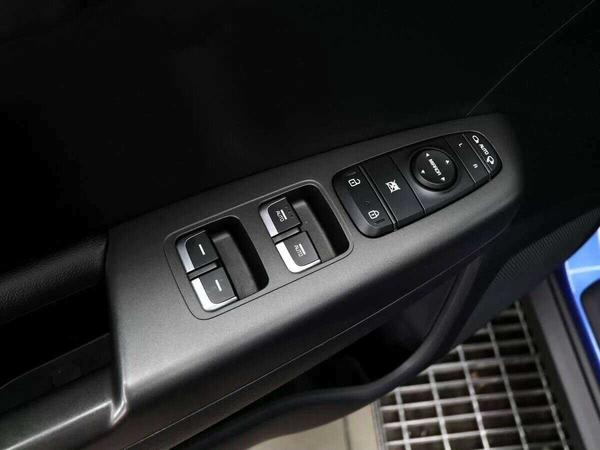 Купить Kia Sportage с пробегом. Фото: #8