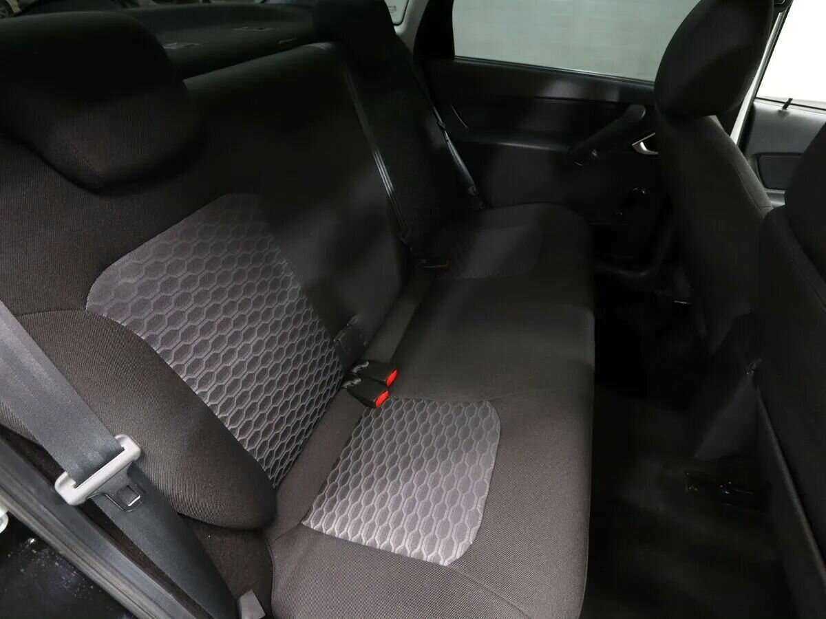 Купить Lada (ВАЗ) Granta с пробегом. Фото: #13