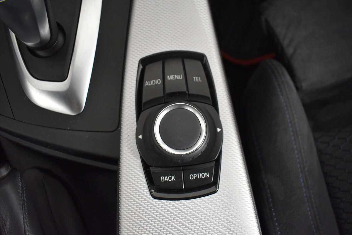 Купить BMW 3 серии с пробегом. Фото: #13