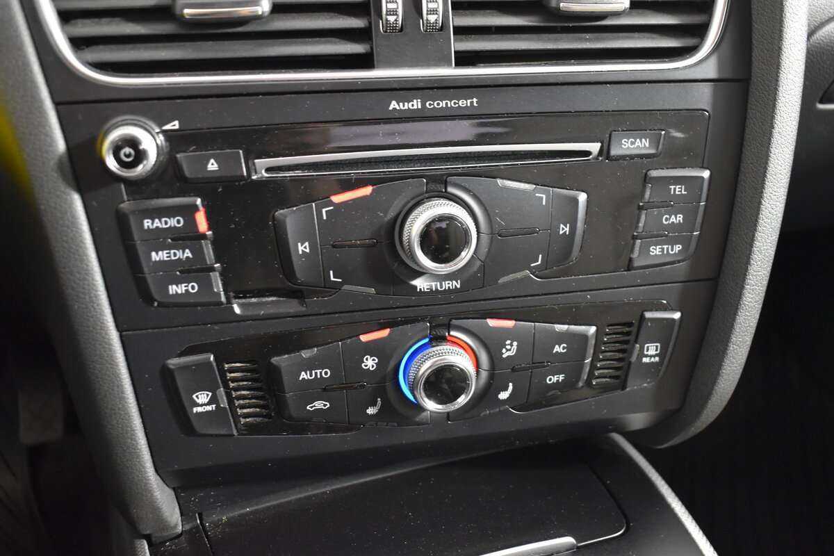 Купить Audi A4 с пробегом. Фото: #14