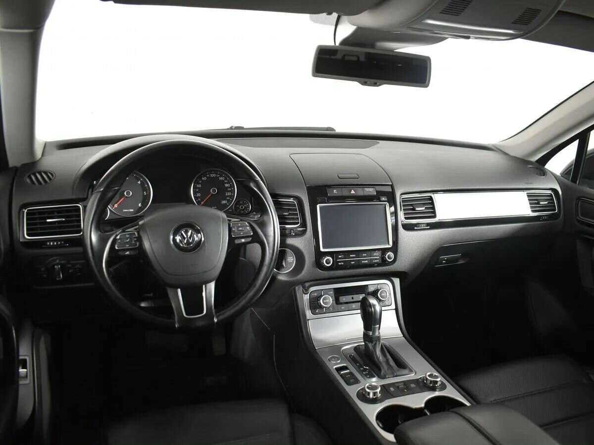 Купить Volkswagen Touareg с пробегом. Фото: #7