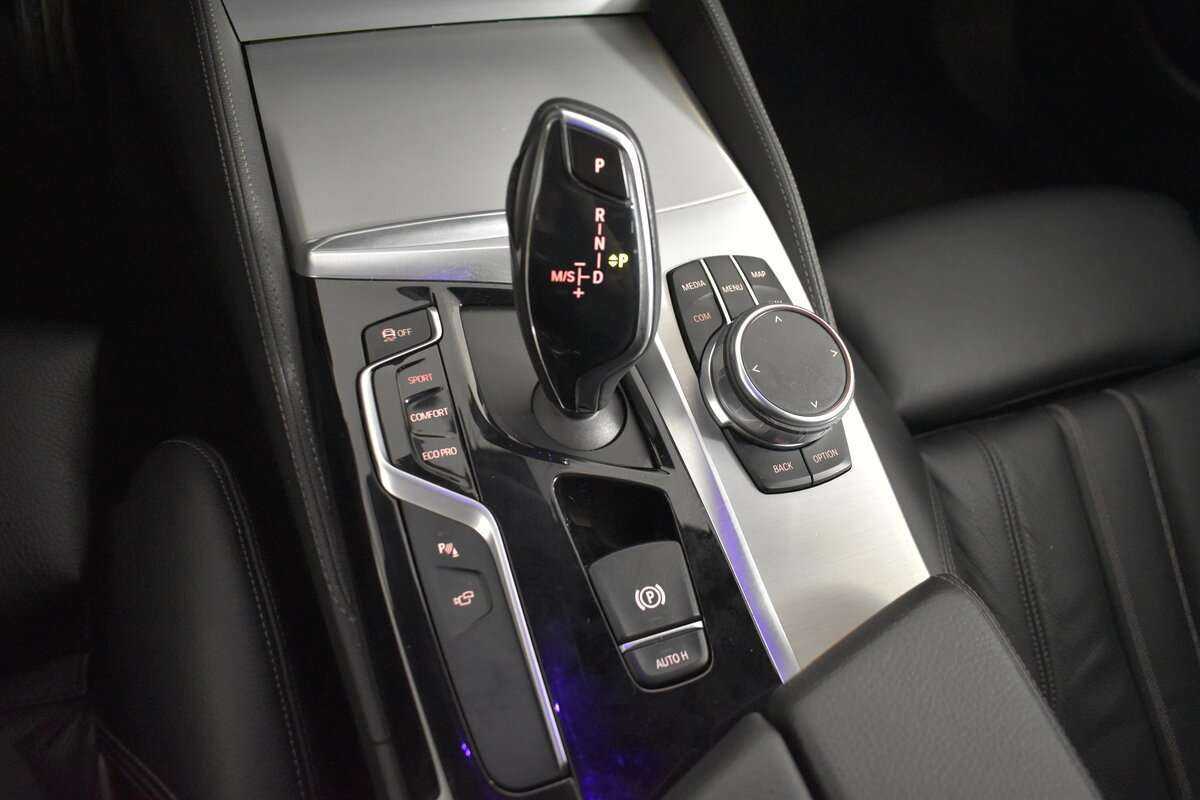 Купить BMW 5 серии с пробегом. Фото: #16