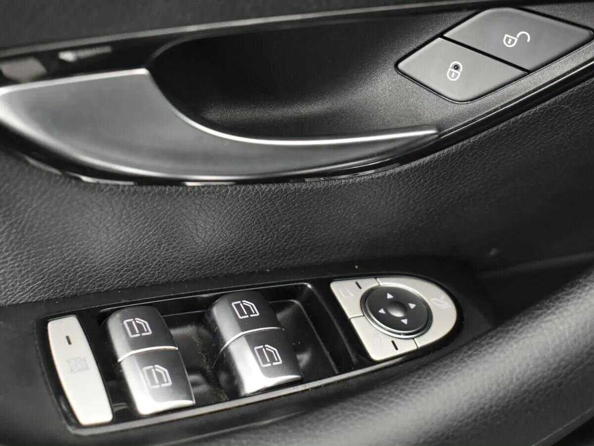 Купить Mercedes-Benz E-Класс с пробегом. Фото: #17