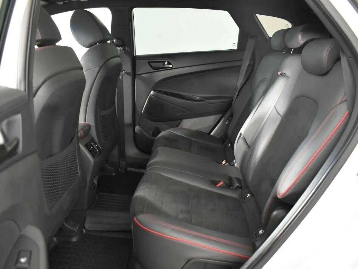 Купить Hyundai Tucson с пробегом. Фото: #25