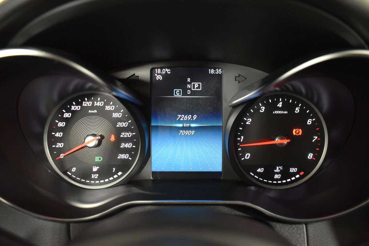 Купить Mercedes-Benz C-Класс с пробегом. Фото: #14