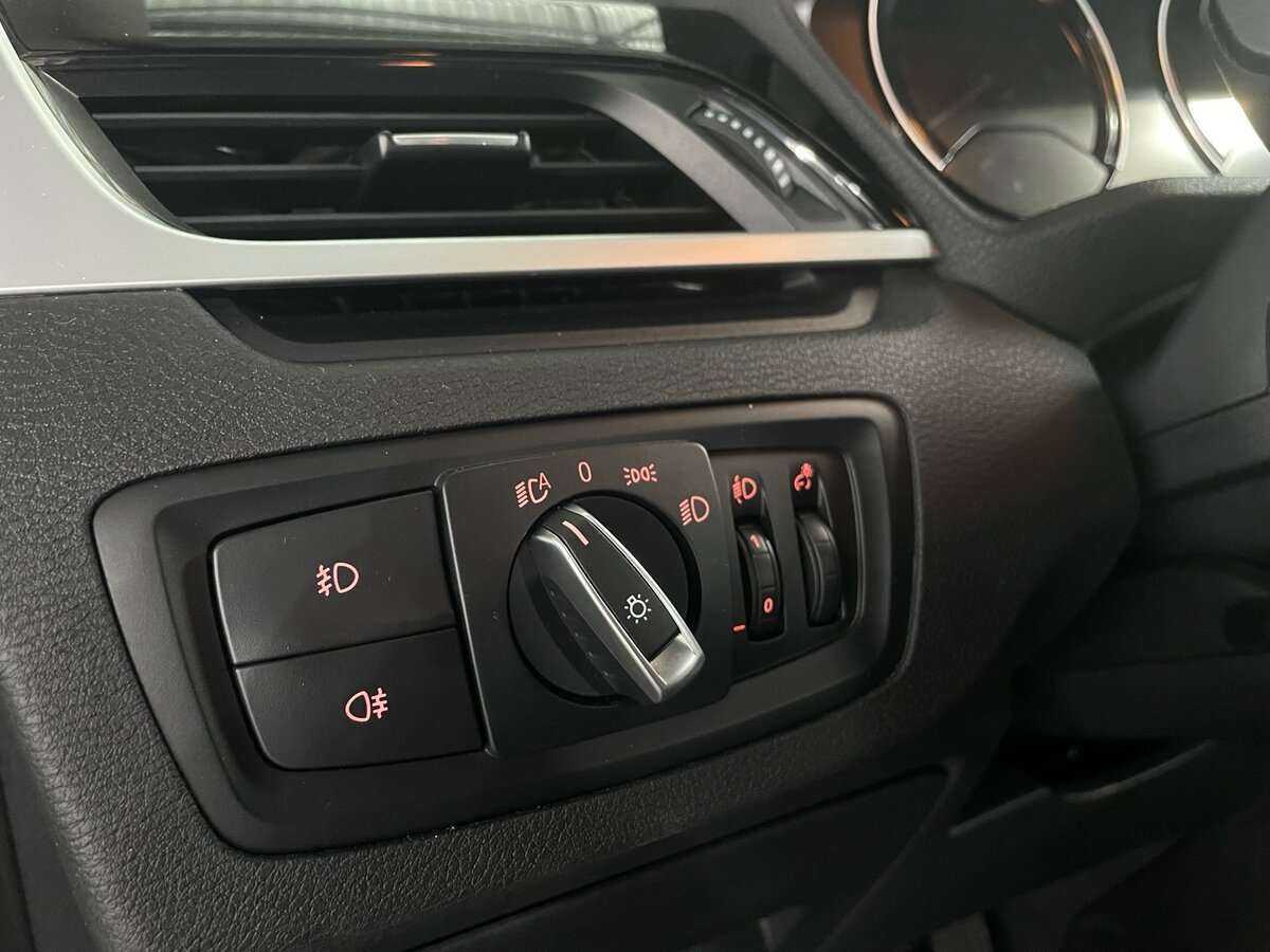 Купить BMW X1 с пробегом. Фото: #15