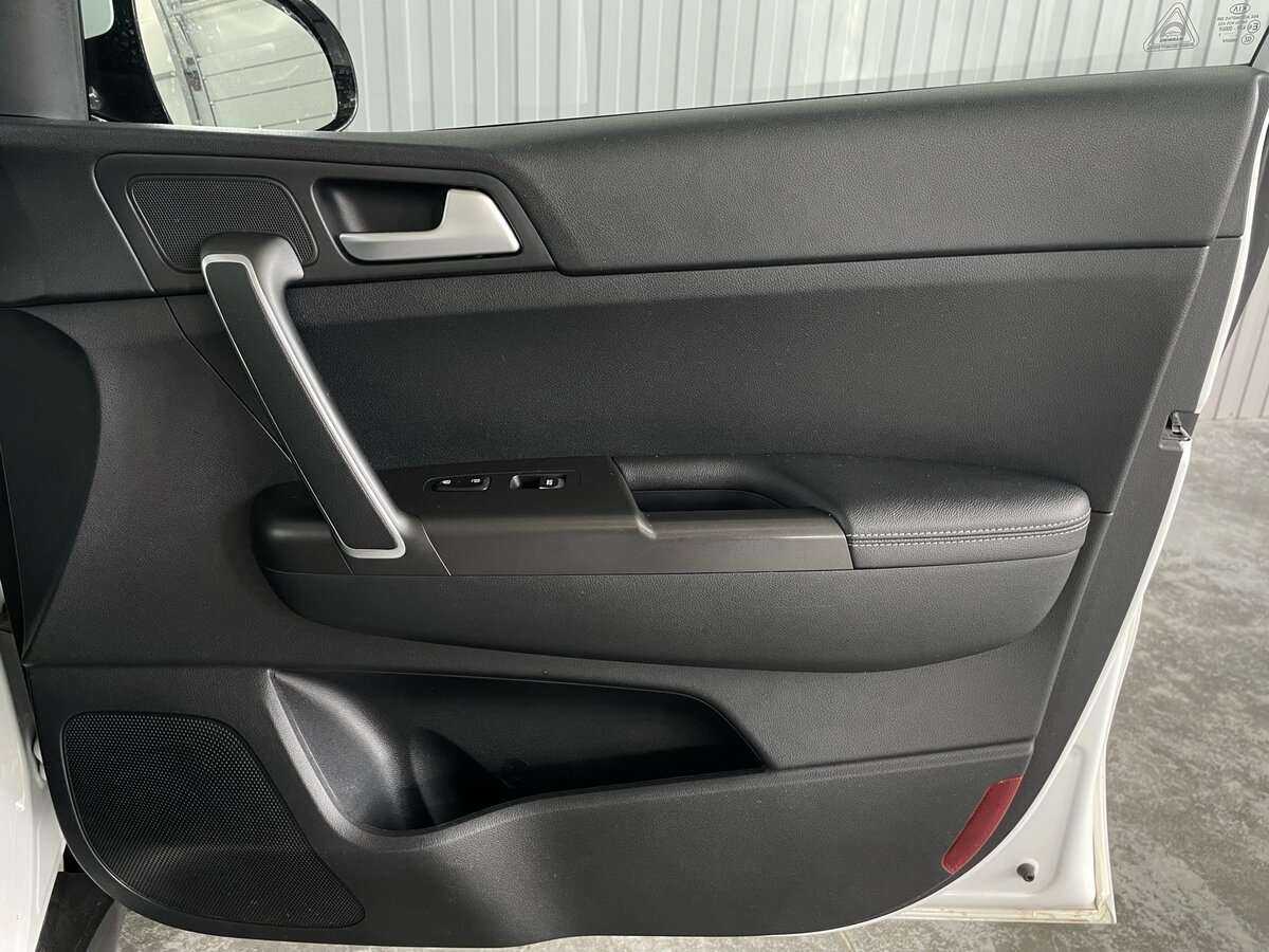 Купить Kia Sportage с пробегом. Фото: #23
