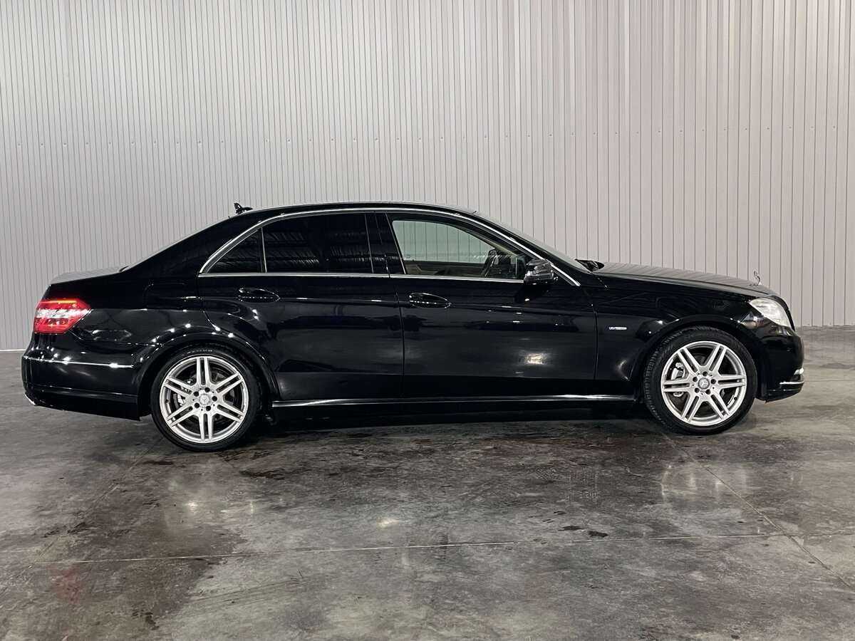 Купить Mercedes-Benz E-Класс с пробегом. Фото: #2