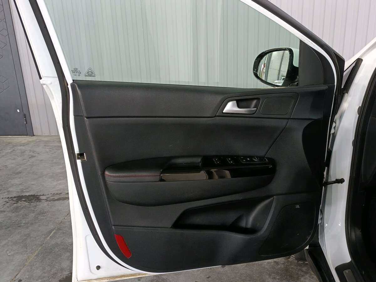 Купить Kia Sportage с пробегом. Фото: #14