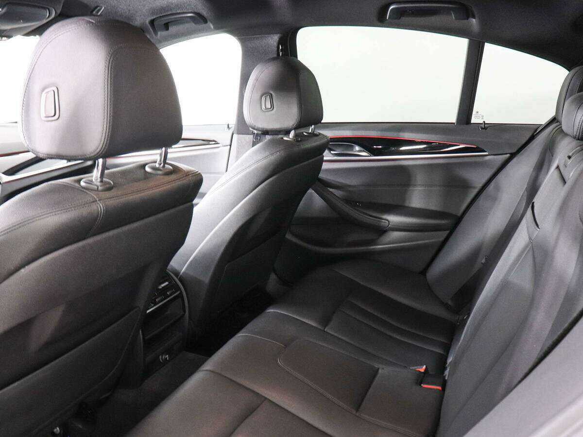 Купить BMW 5 серии с пробегом. Фото: #13