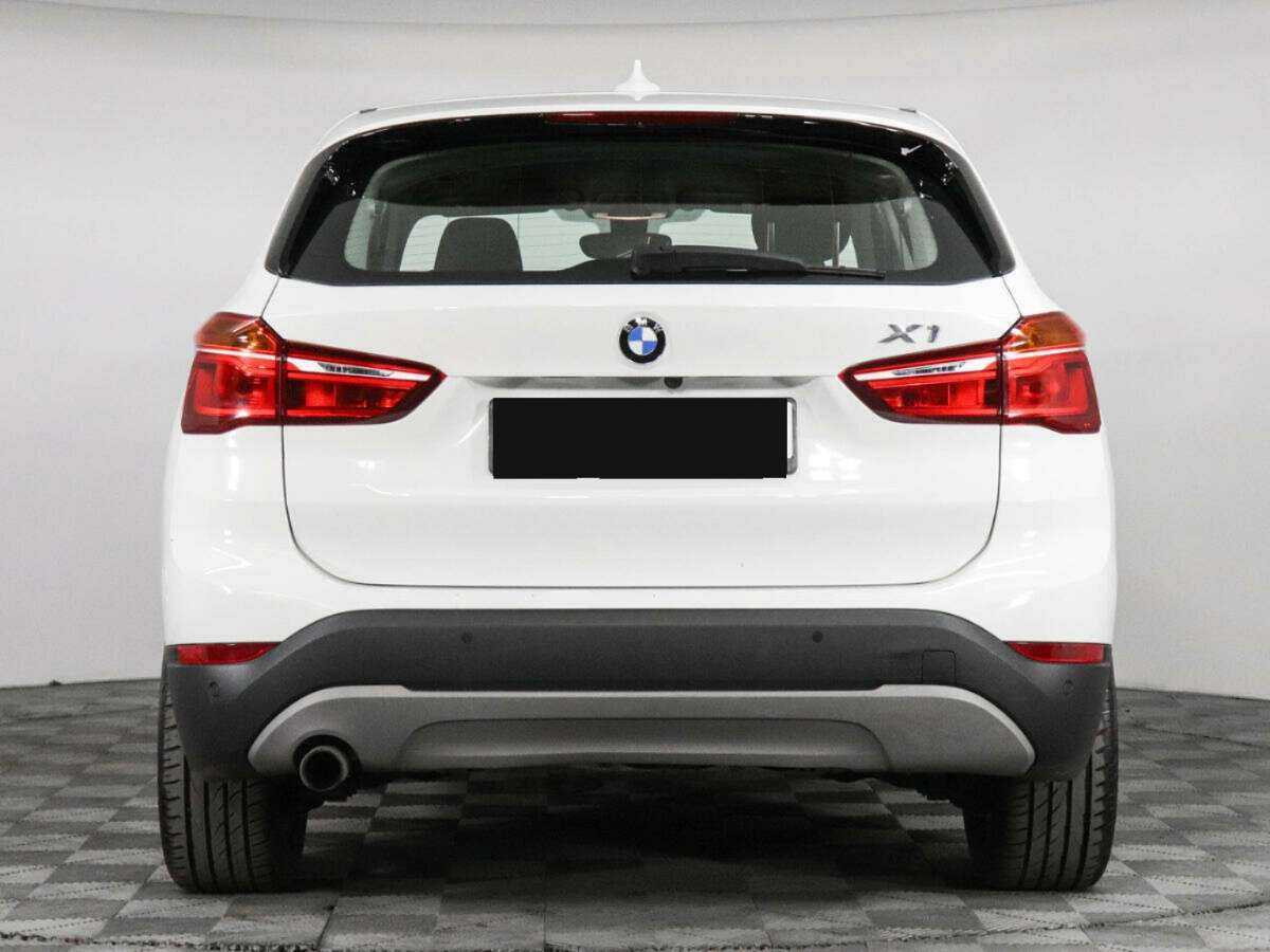 Купить BMW X1 с пробегом. Фото: #3