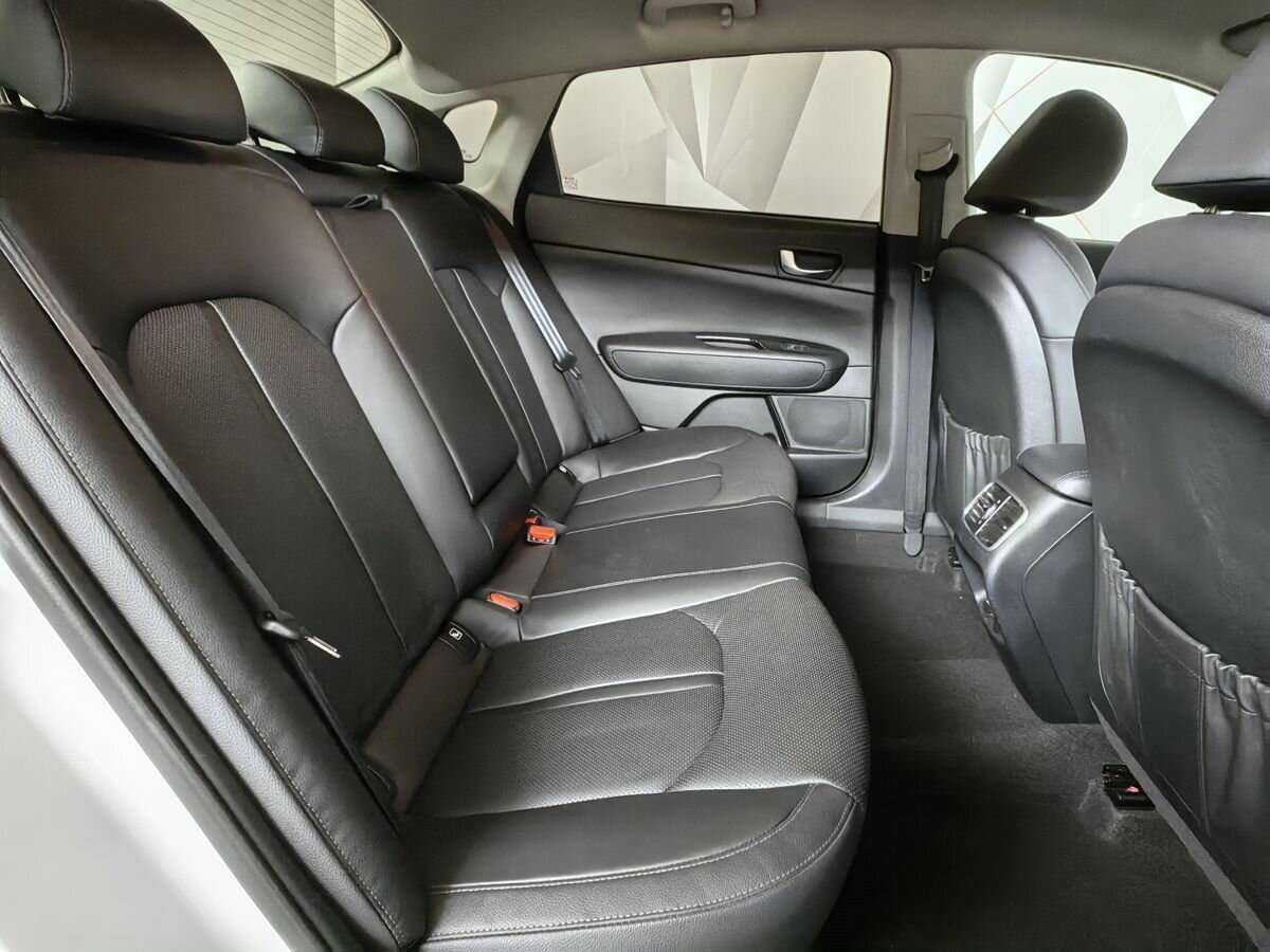 Купить Kia Optima с пробегом. Фото: #11
