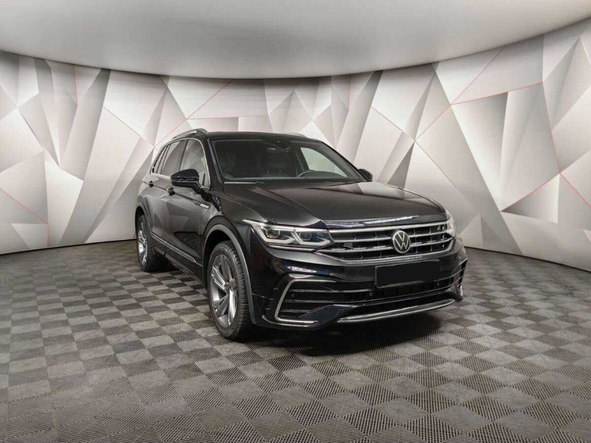Купить Volkswagen Tiguan с пробегом. Фото: #2