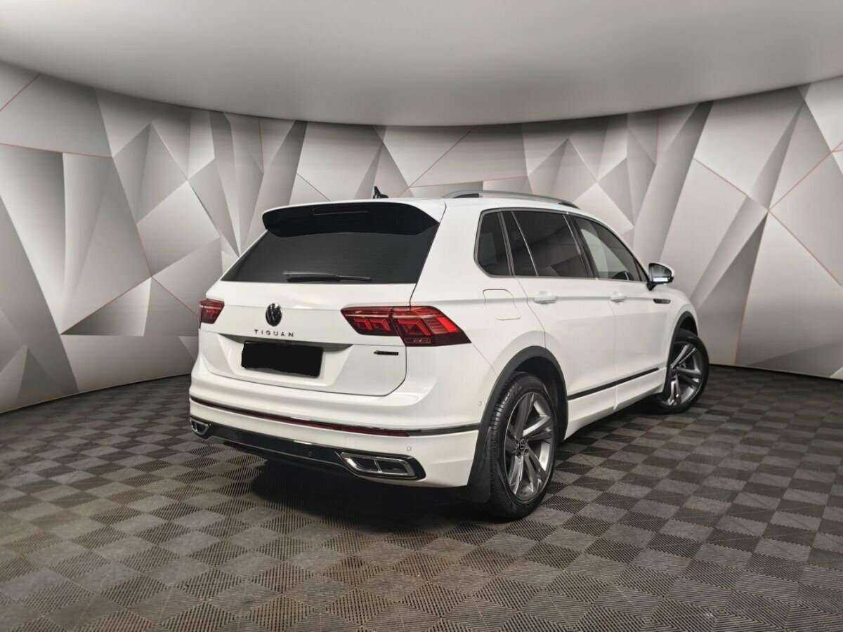 Купить Volkswagen Tiguan с пробегом. Фото: #1